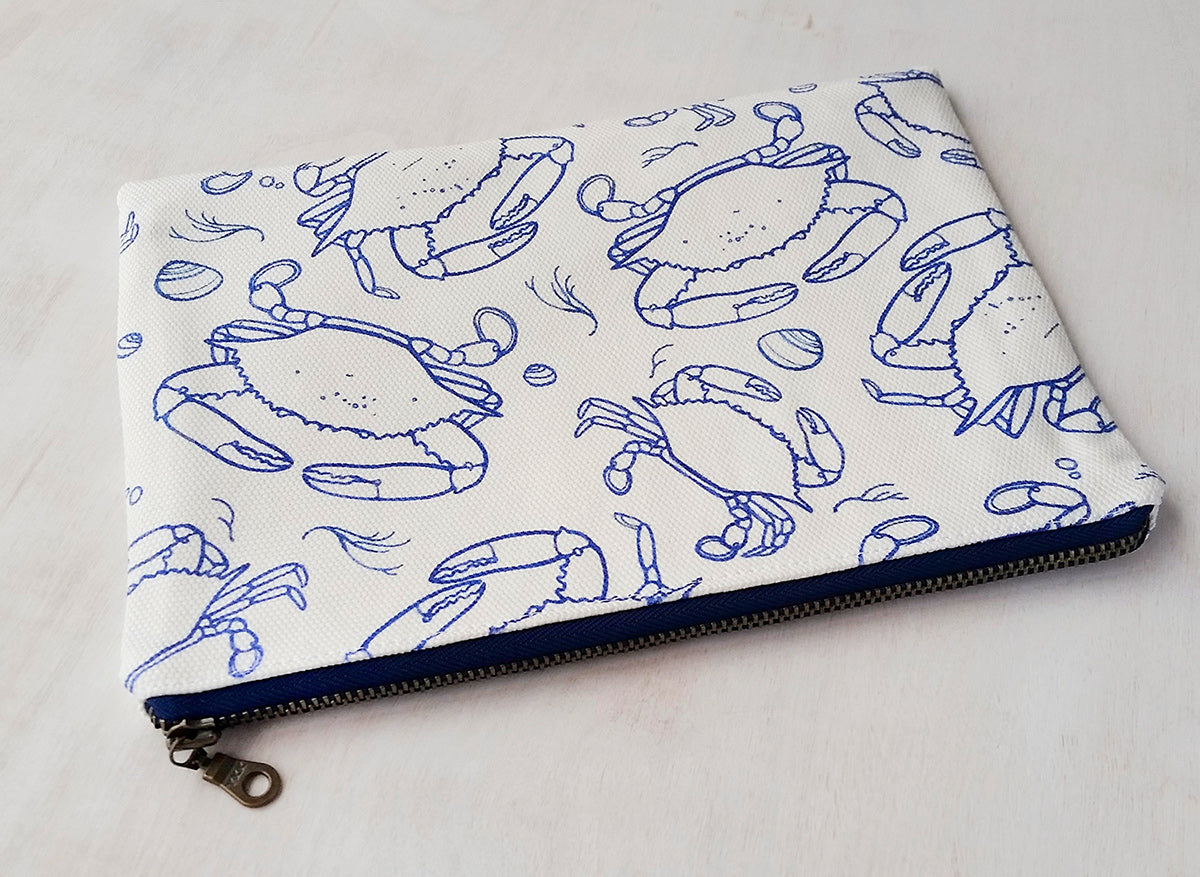 Blue crabs zipper pouch