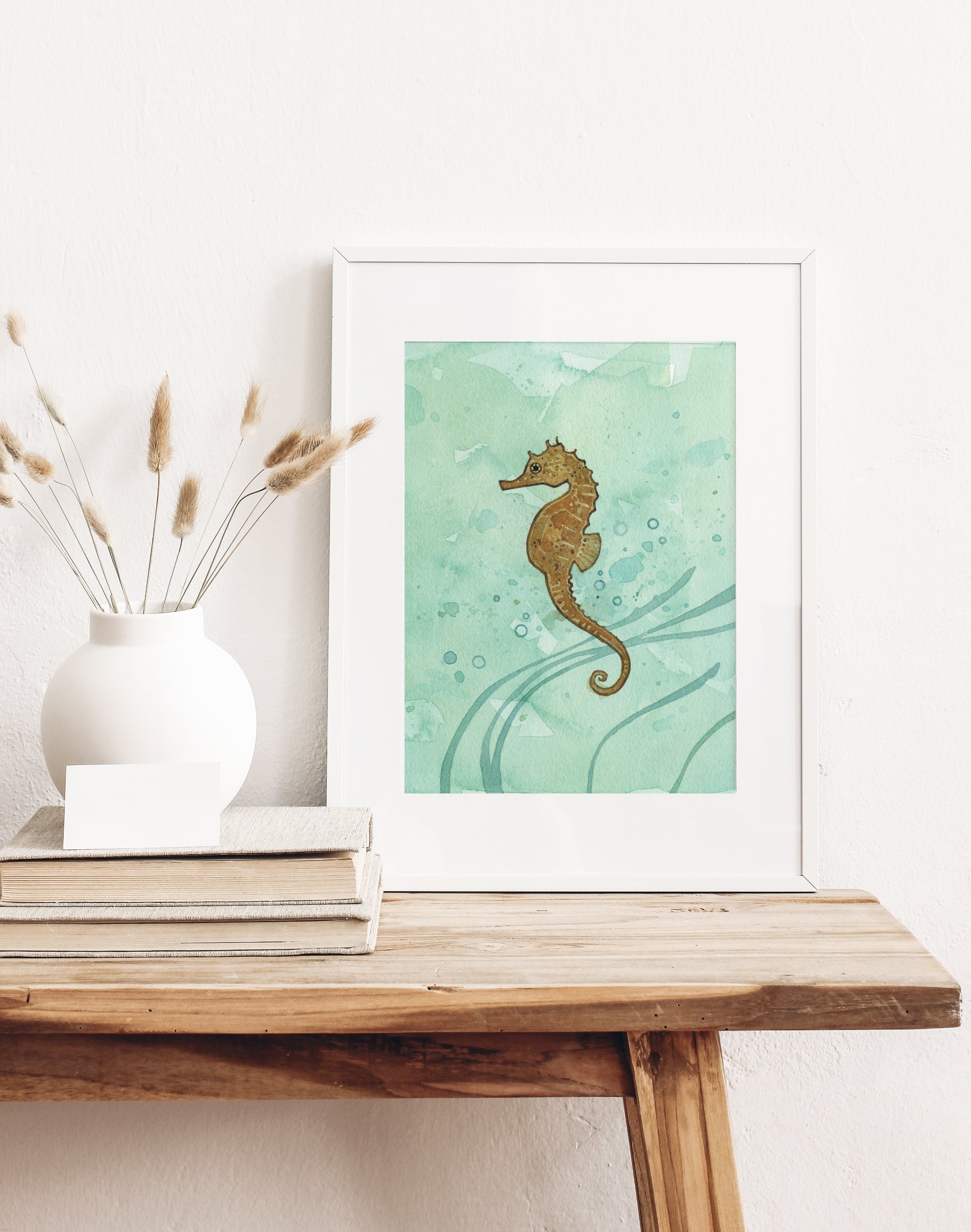 Lined Seahorse Print